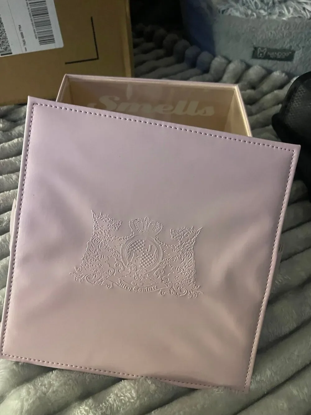 Og vintage juicy couture Limited Edition Pink jewelry/makeup box